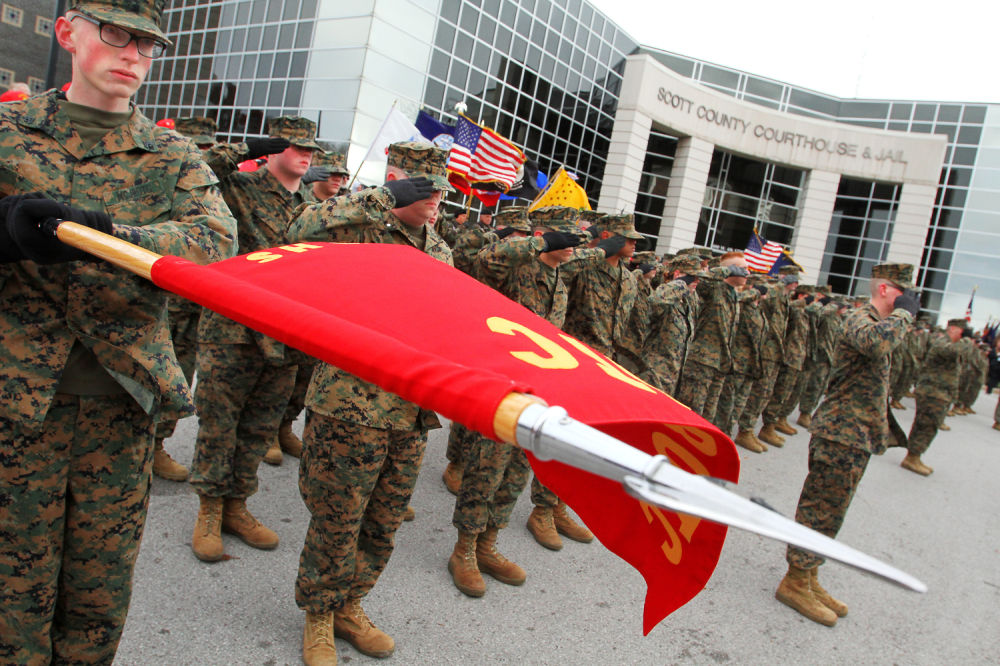 111114-parade-08